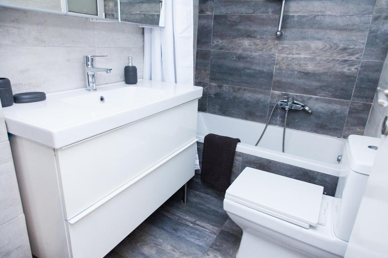 Elegant Apt In Kifisia! Apartment Athens Luaran gambar